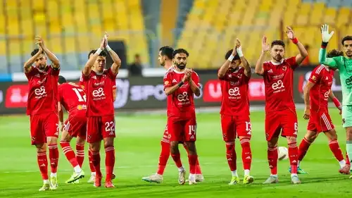 تريزيغيه في آخر ظهور له الموسم الماضي مع الأهلي