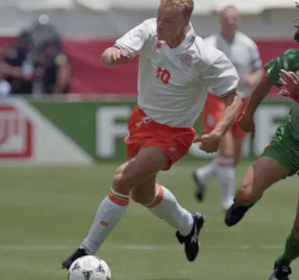 بين مواجهتي هولندا الموندياليتين.. كيف "تحوّل" المغرب في 32 عاما؟