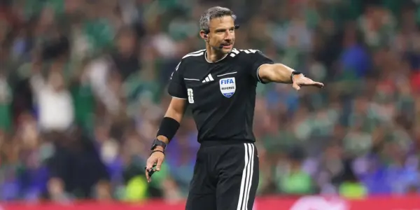 من قمة الأهلي والزمالك إلى نهائي كأس العالم.. من هو الحكم سلافكو فينتشيتش؟
