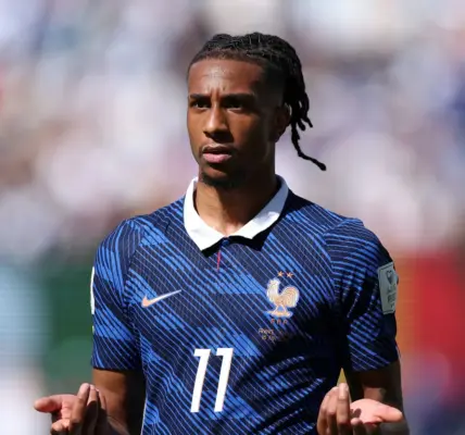 أوليسي يبلغ زملاءه: أريد الانتقال إلى ريال مدريد