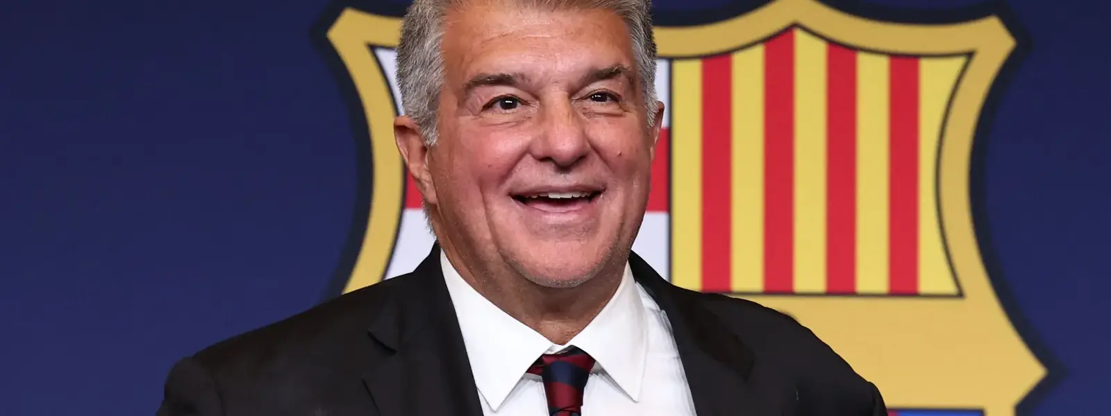 برشلونة يؤجل تجديد عقد فيران توريس حتى سبتمبر