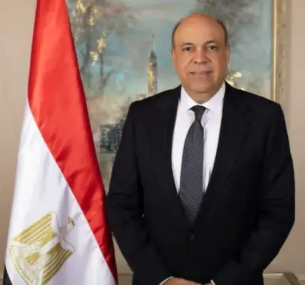 كورتوا مدافعا عن بلجيكا: مصر أثبتت أنها ليست خصما ضعيفا