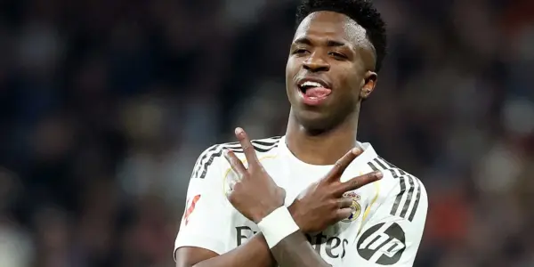 برشلونة يصر على موقفه فى صفقة جوليان ألفاريز