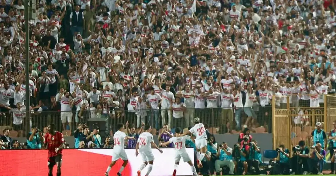 فيفا يوقع عقوبة جديدة على الزمالك بإيقاف القيد 3 فترات بسبب مستحقات أيك السويدى